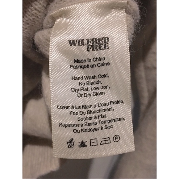 ***SOLD*** Aritzia Wilfred Free Italian Yarn Crewneck Sweater - Picture 5 of 6